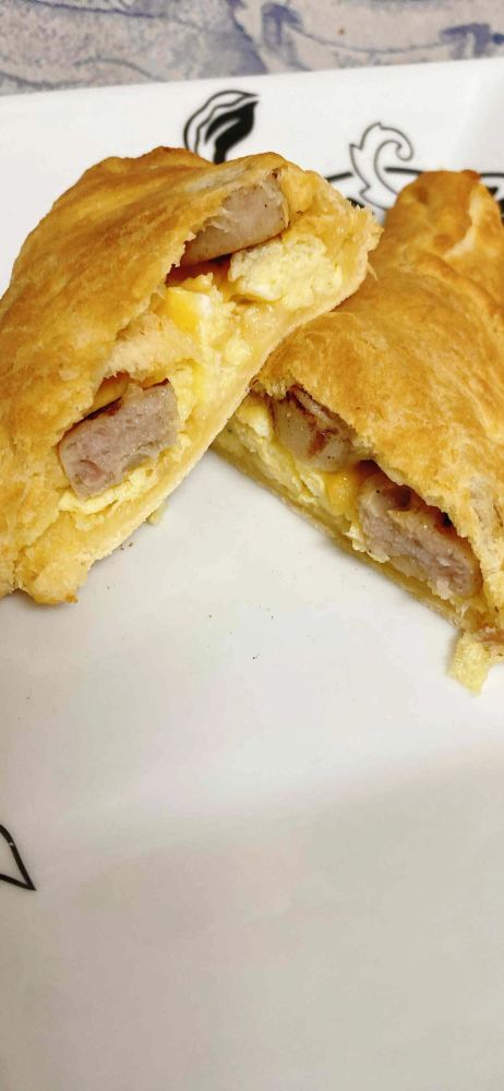 Air Fryer Crescent Breakfast Pockets