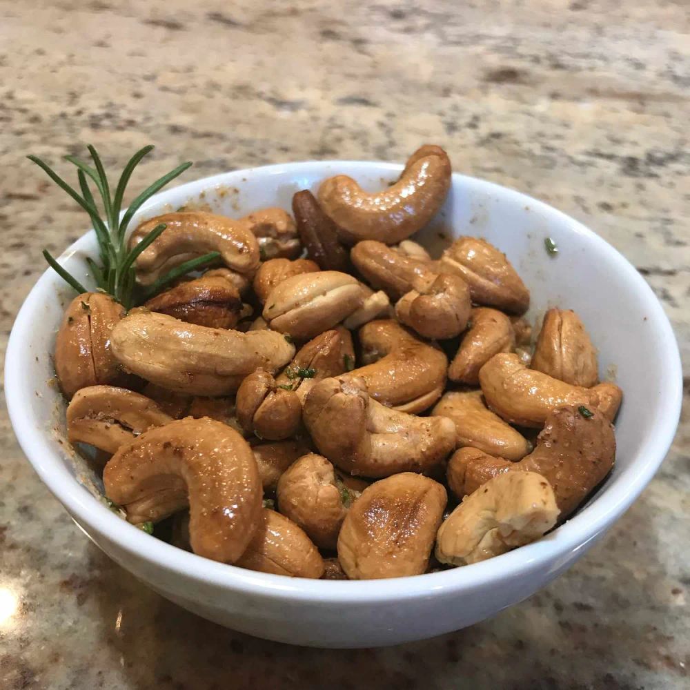 Rosemary Roasted Cashews