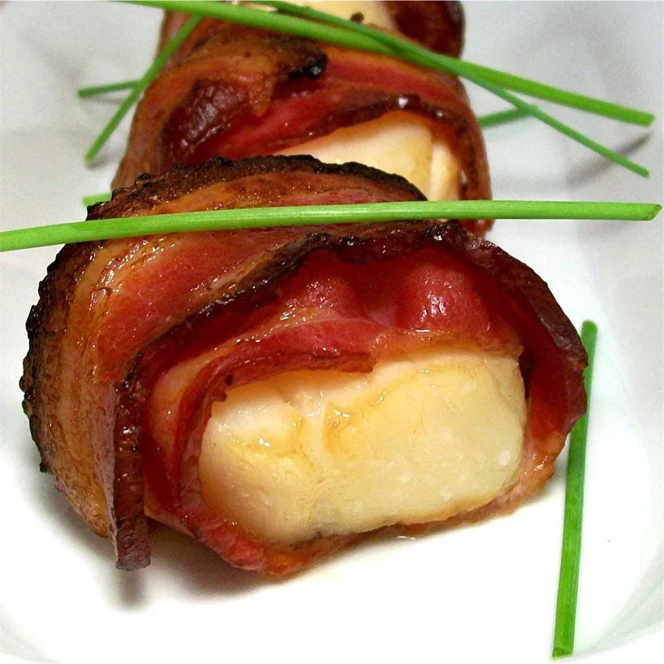 Marinated Scallops Wrapped in Bacon