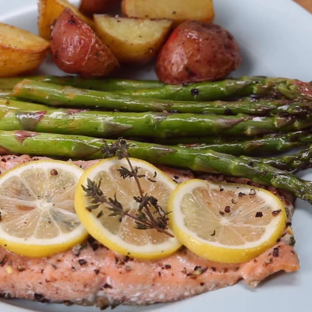 Honey Lemon Glazed Salmon & Veggies