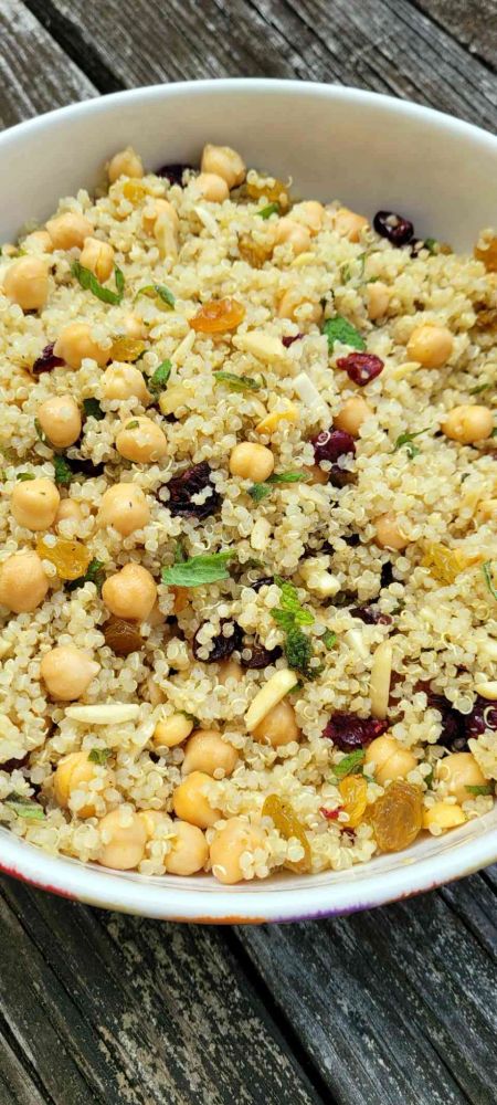 Garbanzo Bean and Quinoa Salad