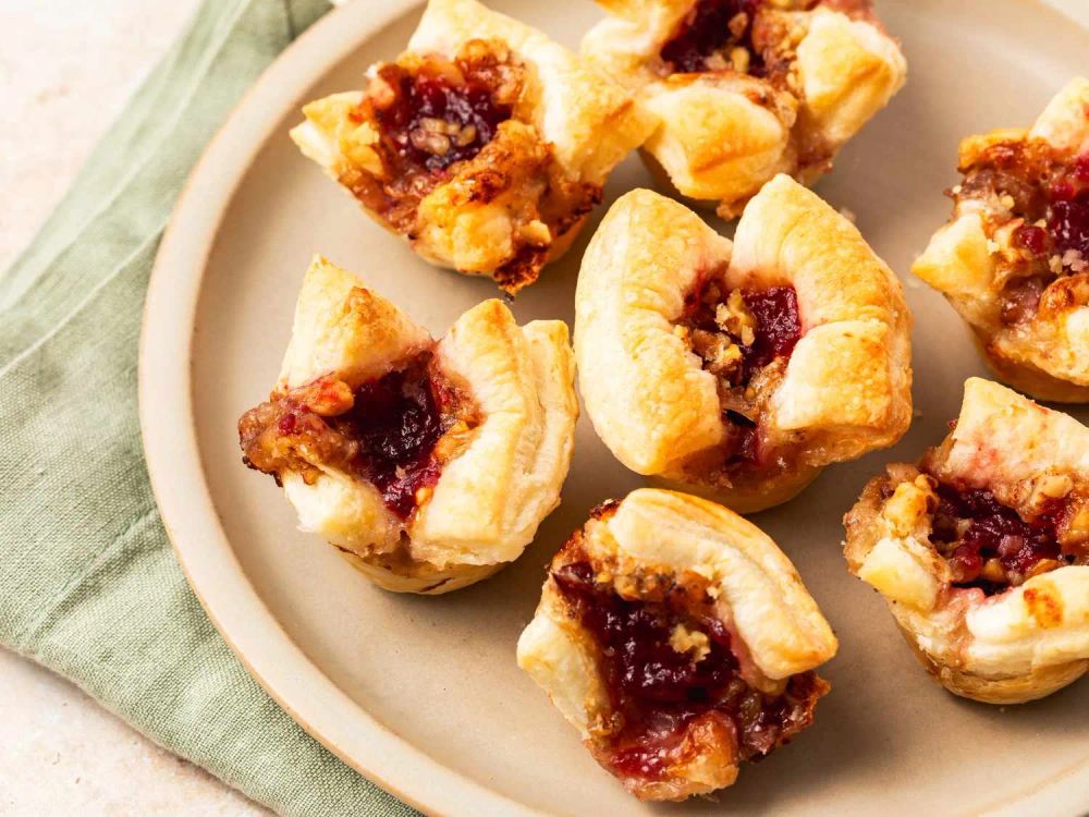 Cranberry Brie Bites