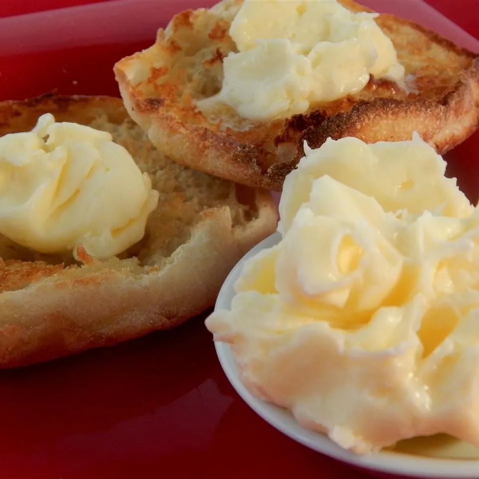 How to Make Homemade Butter