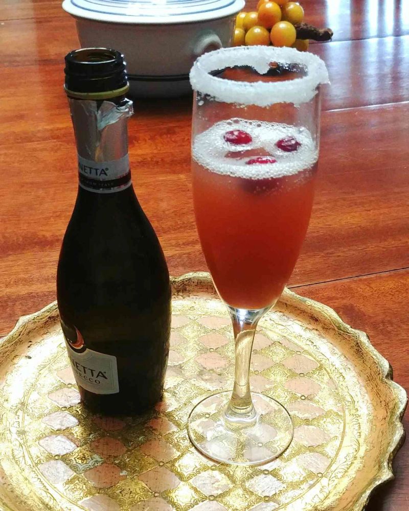 Cranberry-Pomegranate Mimosa