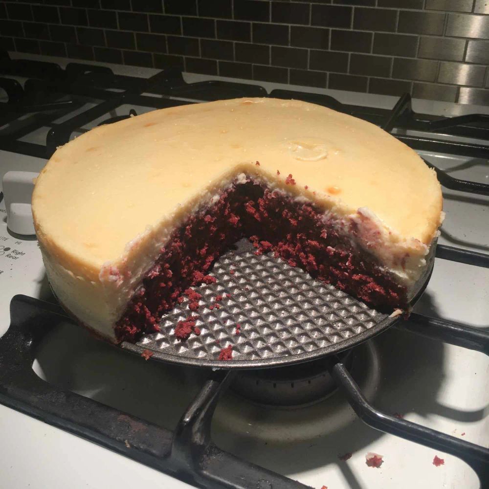 Red Velvet Cheesecake