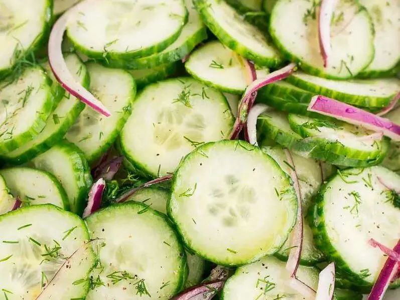 Easy Cucumber Salad with Dill