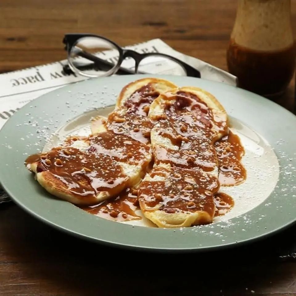 Bacon Pancake Strips with Maple-Peanut Butter Sauce