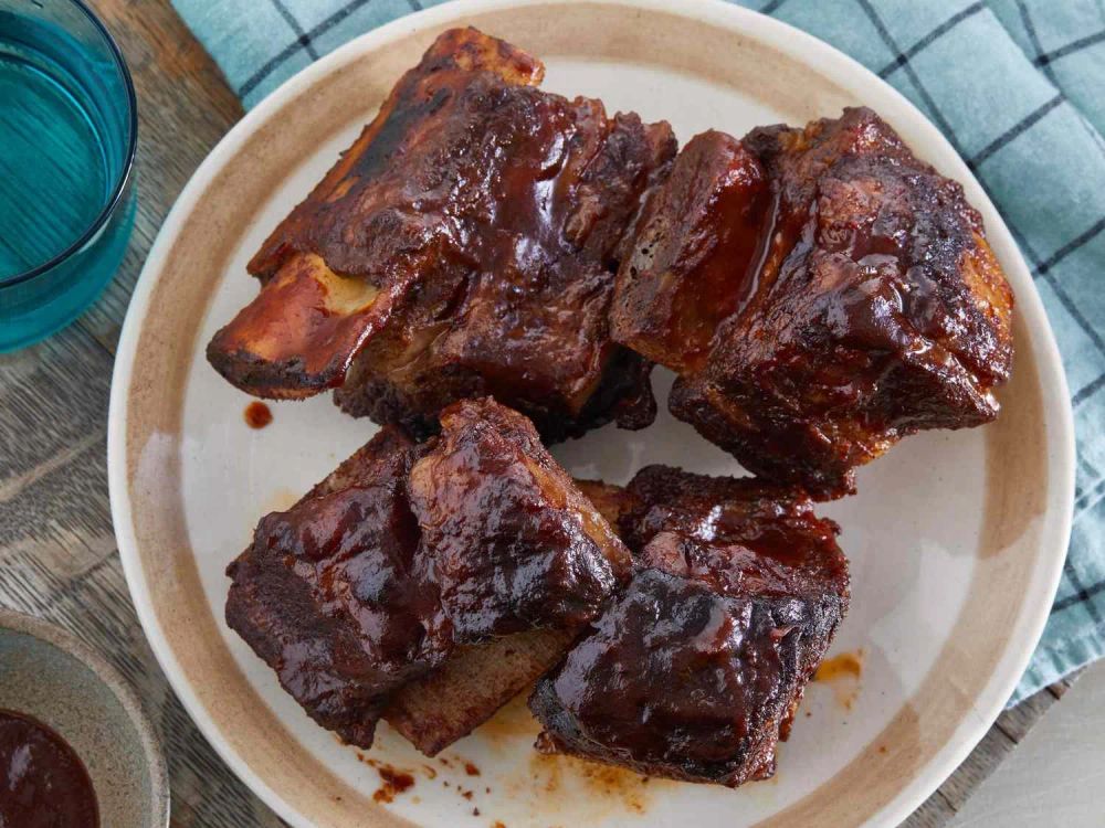 Grilled BBQ Short Ribs with Dry Rub