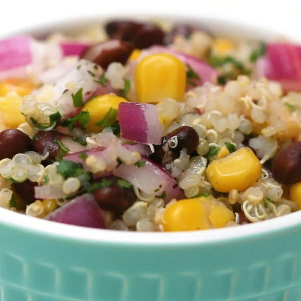 Black Bean & Quinoa Snack Bowl