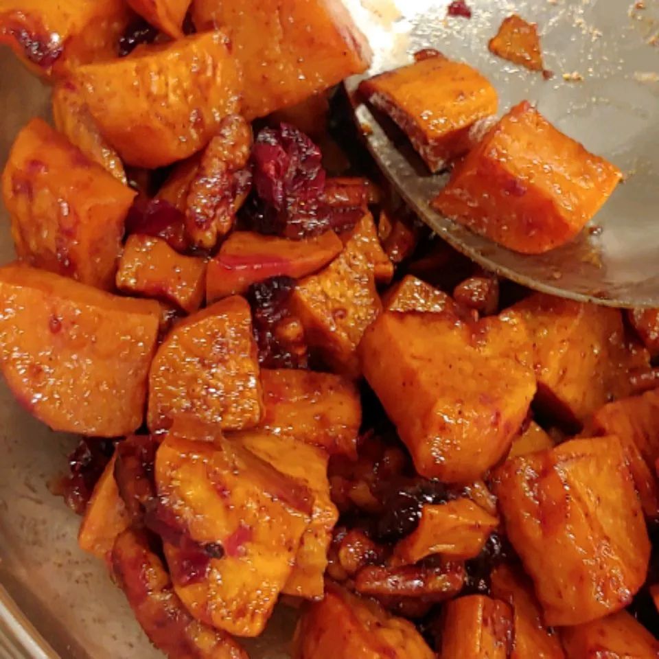 Spiced Sweet Potatoes and Cranberries