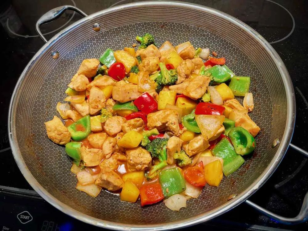 Mango Chicken Stir-Fry