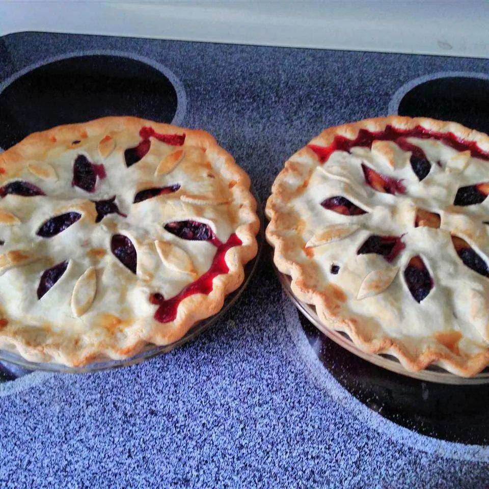 Blackberry Peach Pie