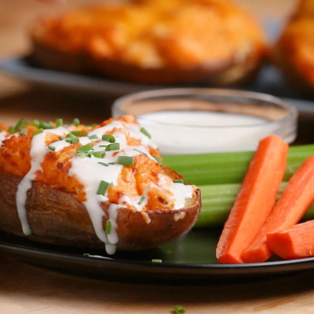 Buffalo Chicken Potato Skins