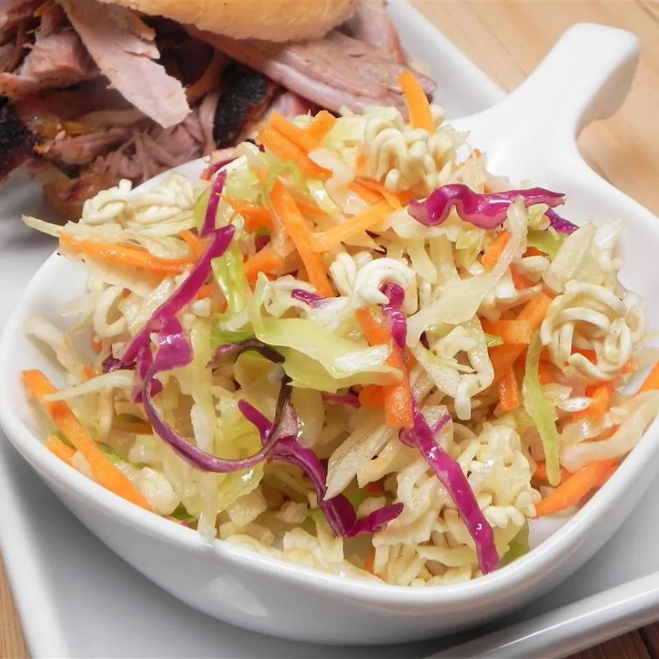 Tasty Cabbage Salad