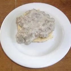 Peppery Sausage Breakfast Gravy