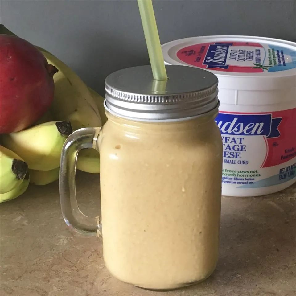 Mega Mango Smoothie