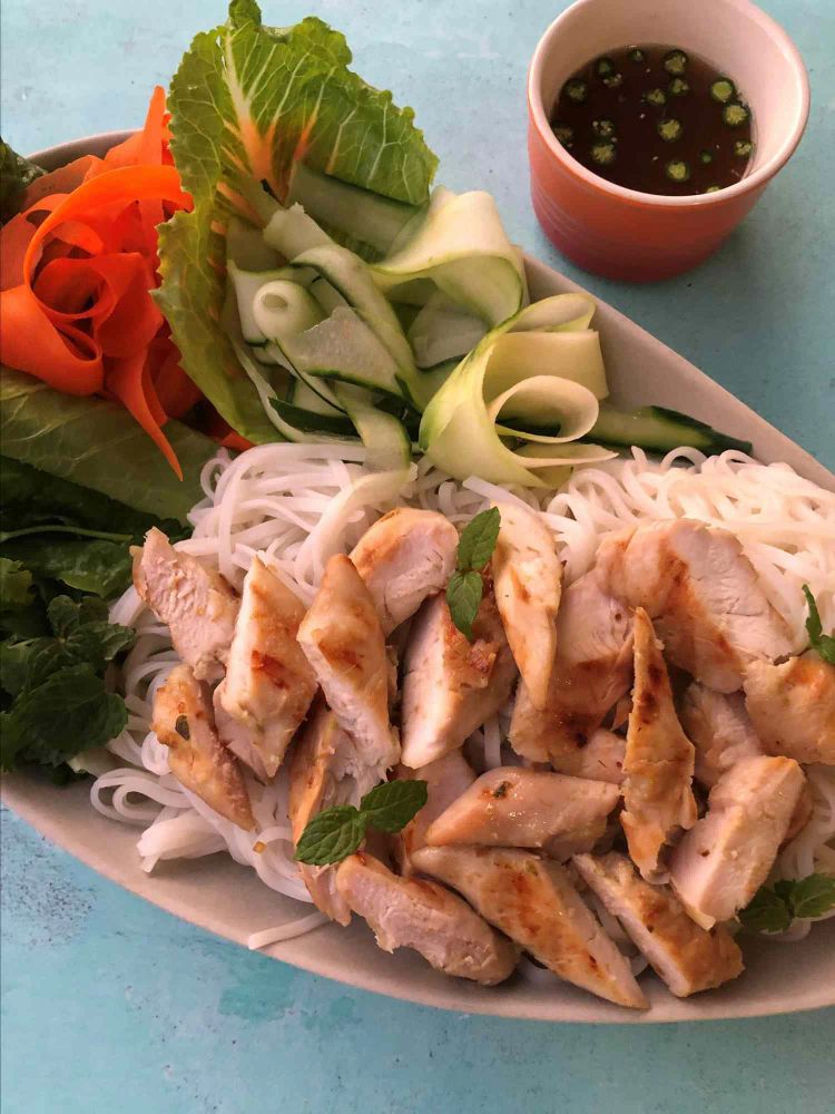 Vietnamese Noodle Salad with Lemongrass Chicken