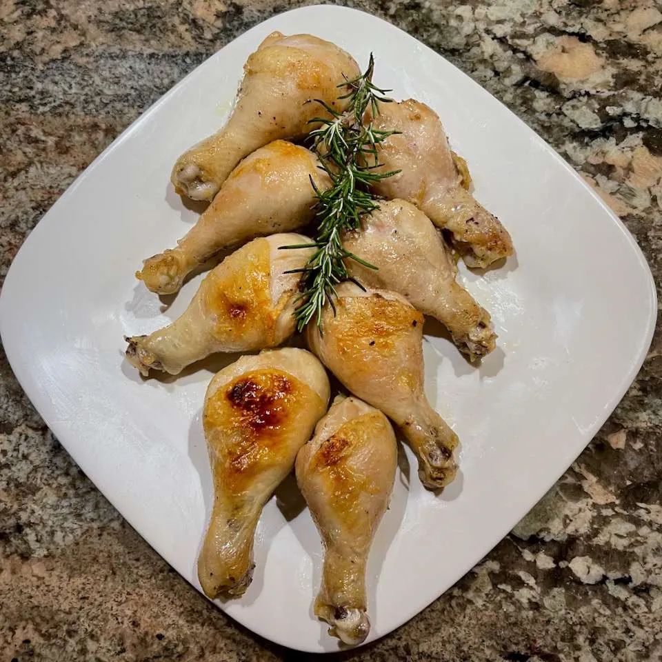 Simple Baked Chicken Legs