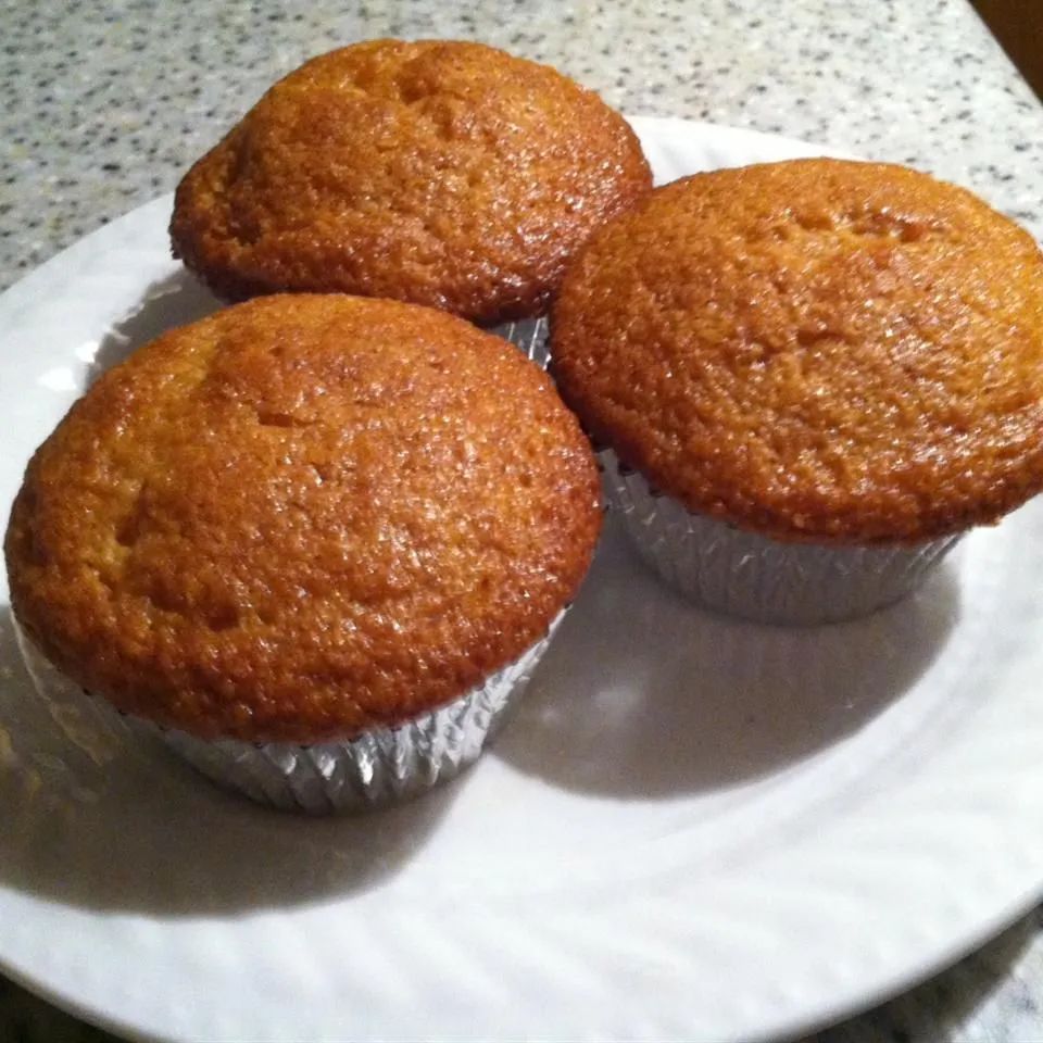 Easy Honey Cornbread Muffins