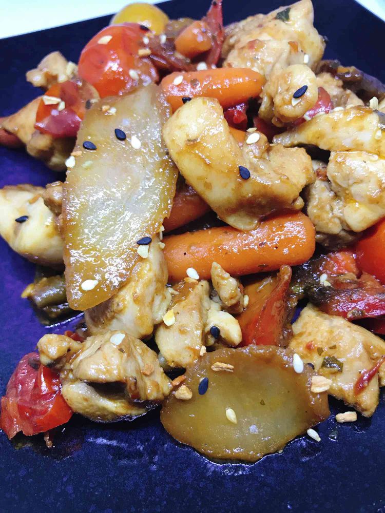 Fiery Chicken Thigh Stir-Fry