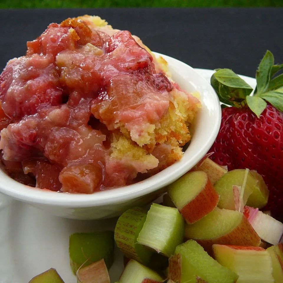 Awesome Rhubarb-Strawberry Pudding