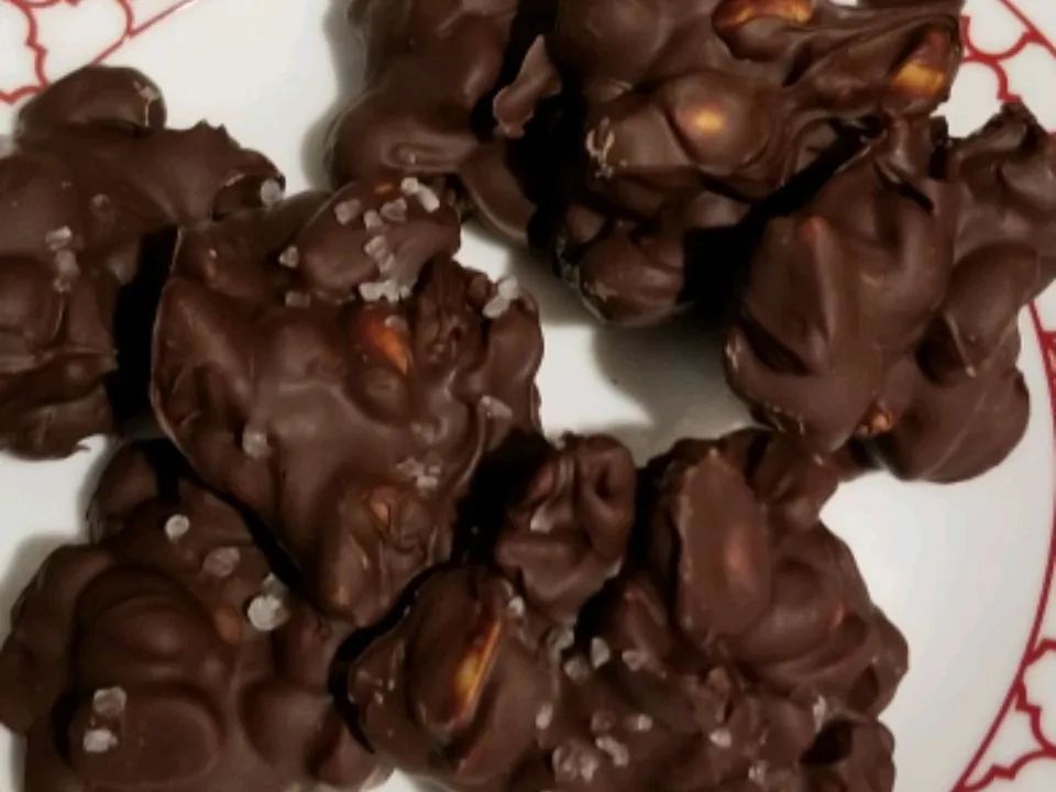 Peanut Clusters