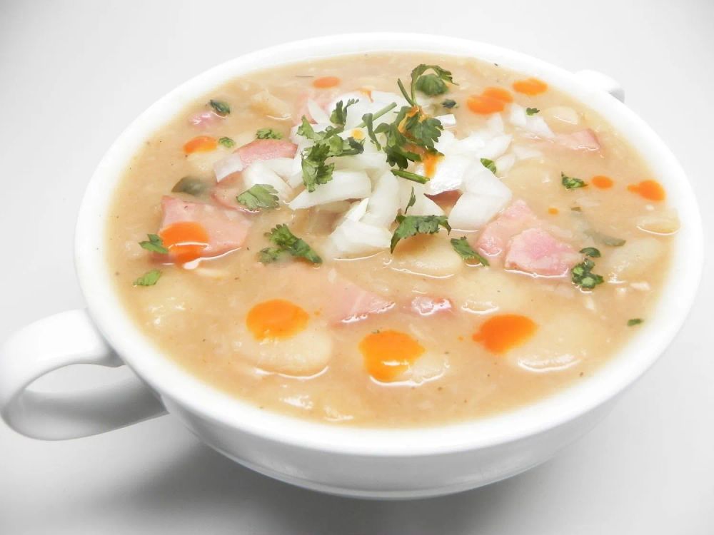 Holiday Spiral Ham and Lima Bean Soup