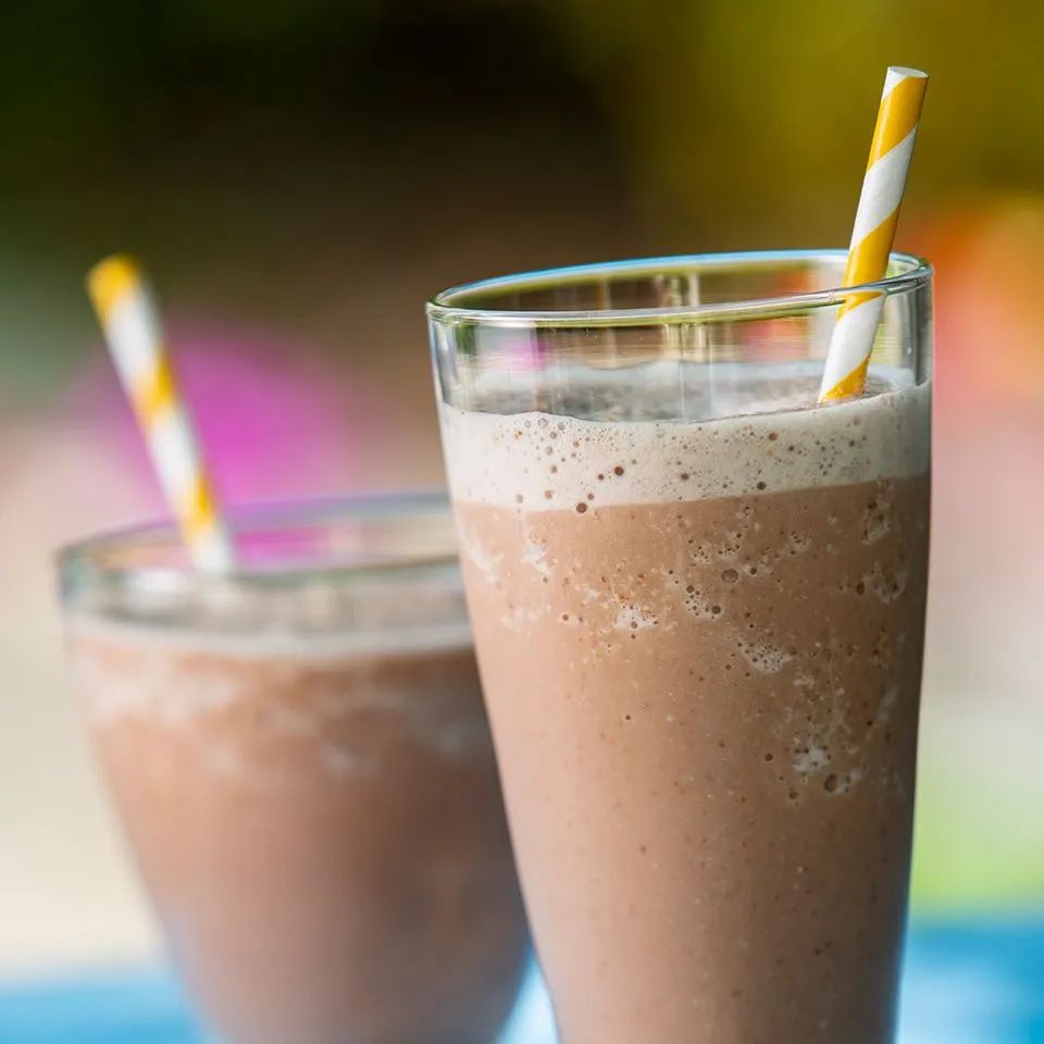 Chocolate Almond Banana Smoothie