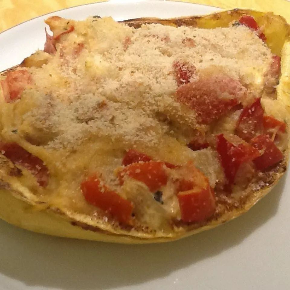 Cheesy Stuffed Spaghetti Squash