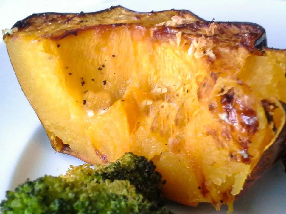 Garlic Butter Acorn Squash