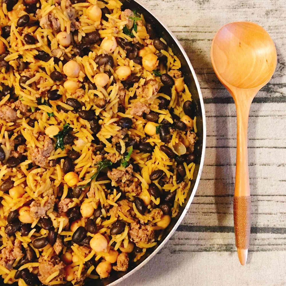 Middle Eastern Rice with Black Beans and Chickpeas