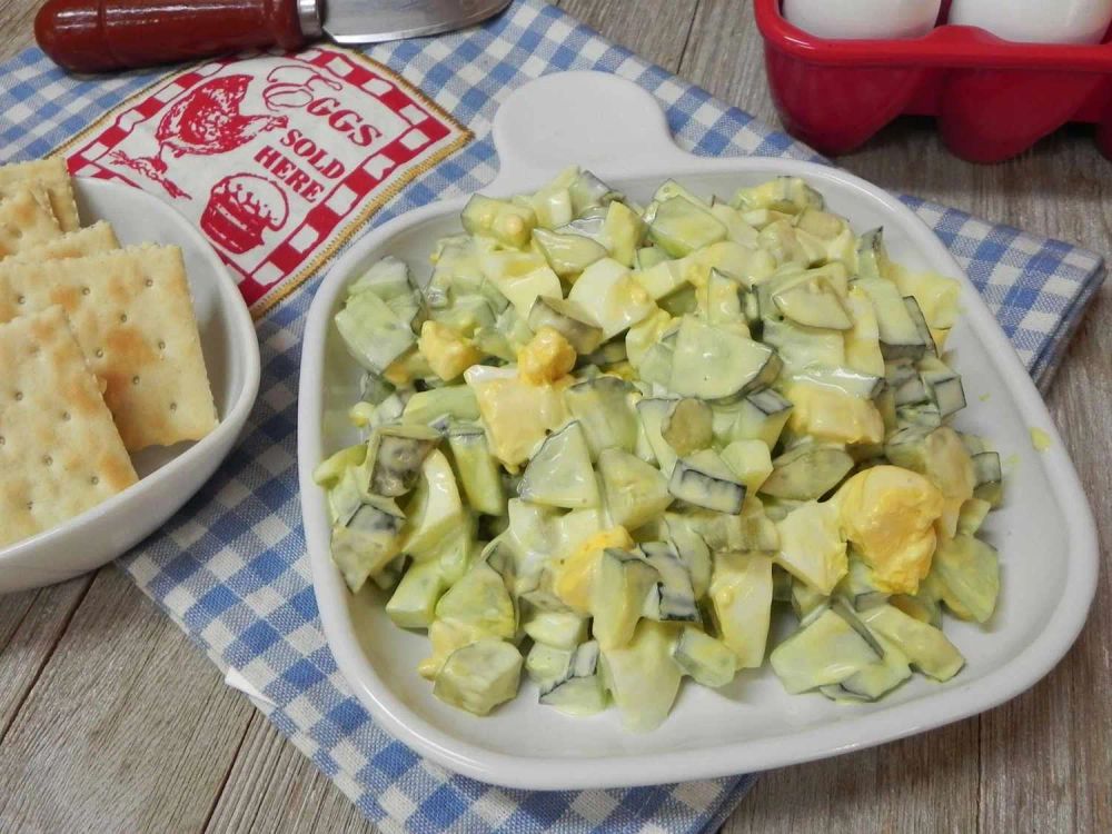 Cucumbers and Egg Salad