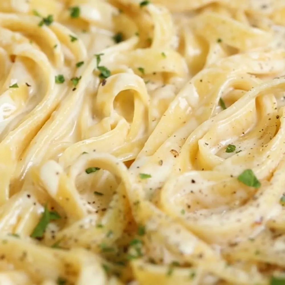 One-Pot Garlic Parmesan Pasta