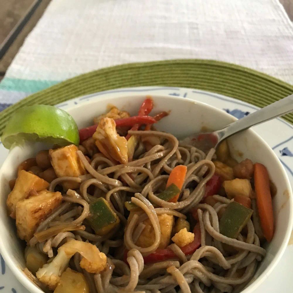 Shirataki Meatless Meat Pad Thai