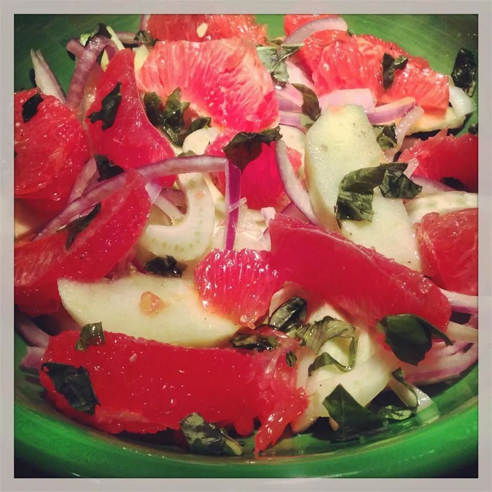 Fennel, Grapefruit, and Apple Salad