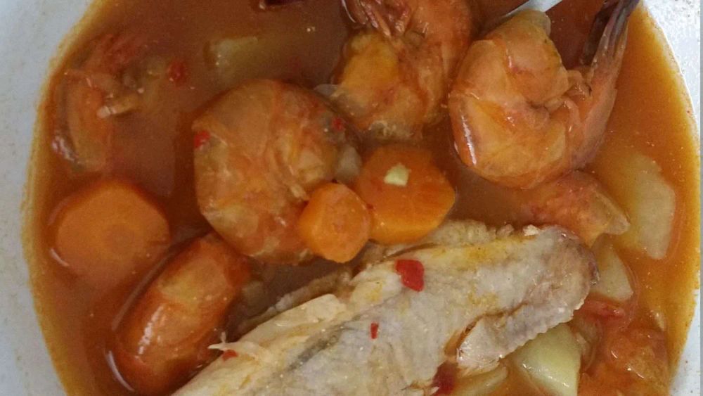 Mexican Shrimp Soup (Caldo de Camaron)