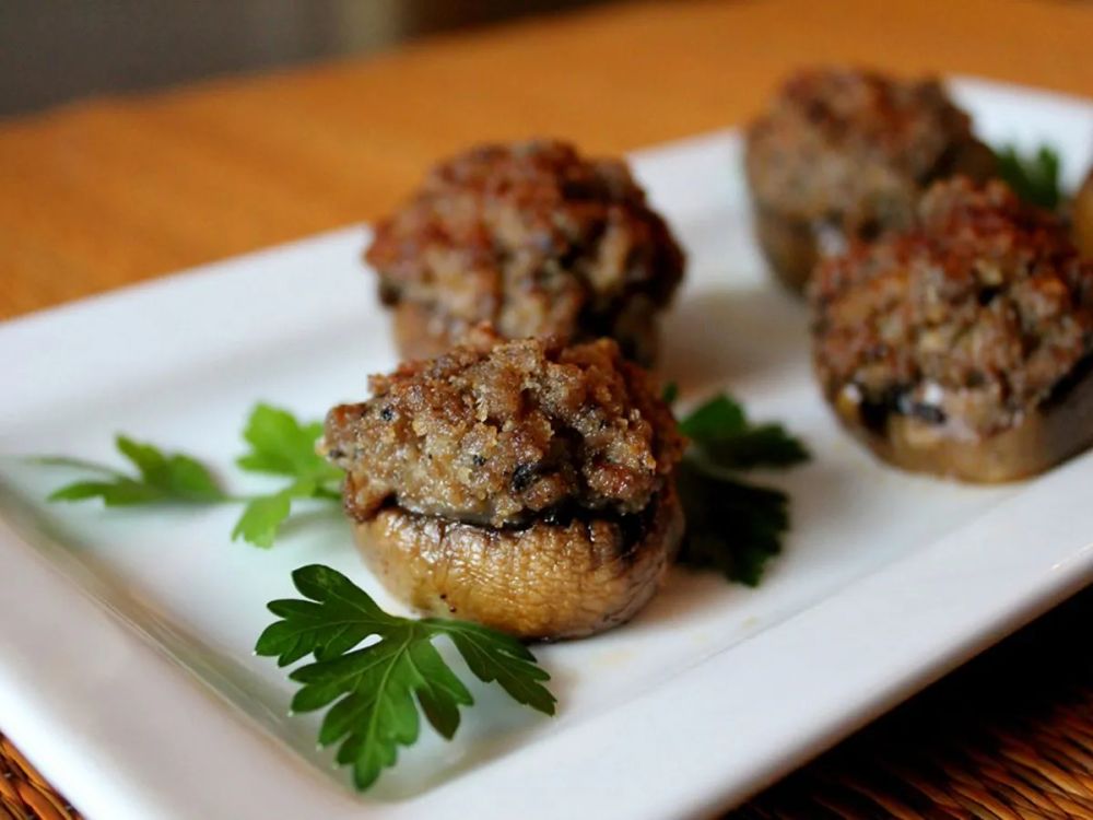 Beef-Stuffed Mushrooms