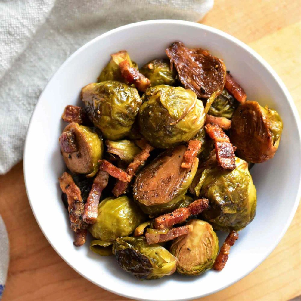 Balsamic Roasted Brussels Sprouts with Bacon