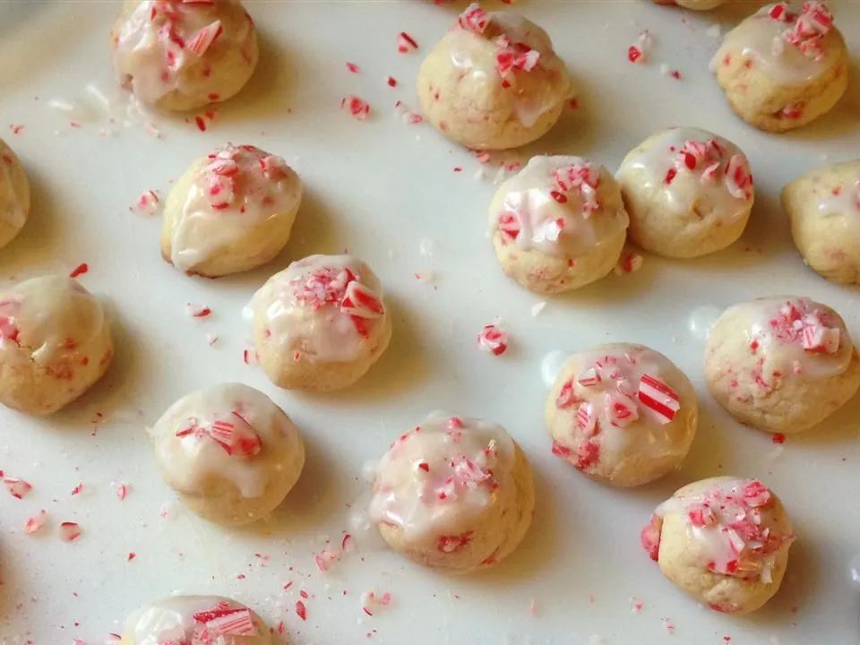 Peppermint Holiday Cookies