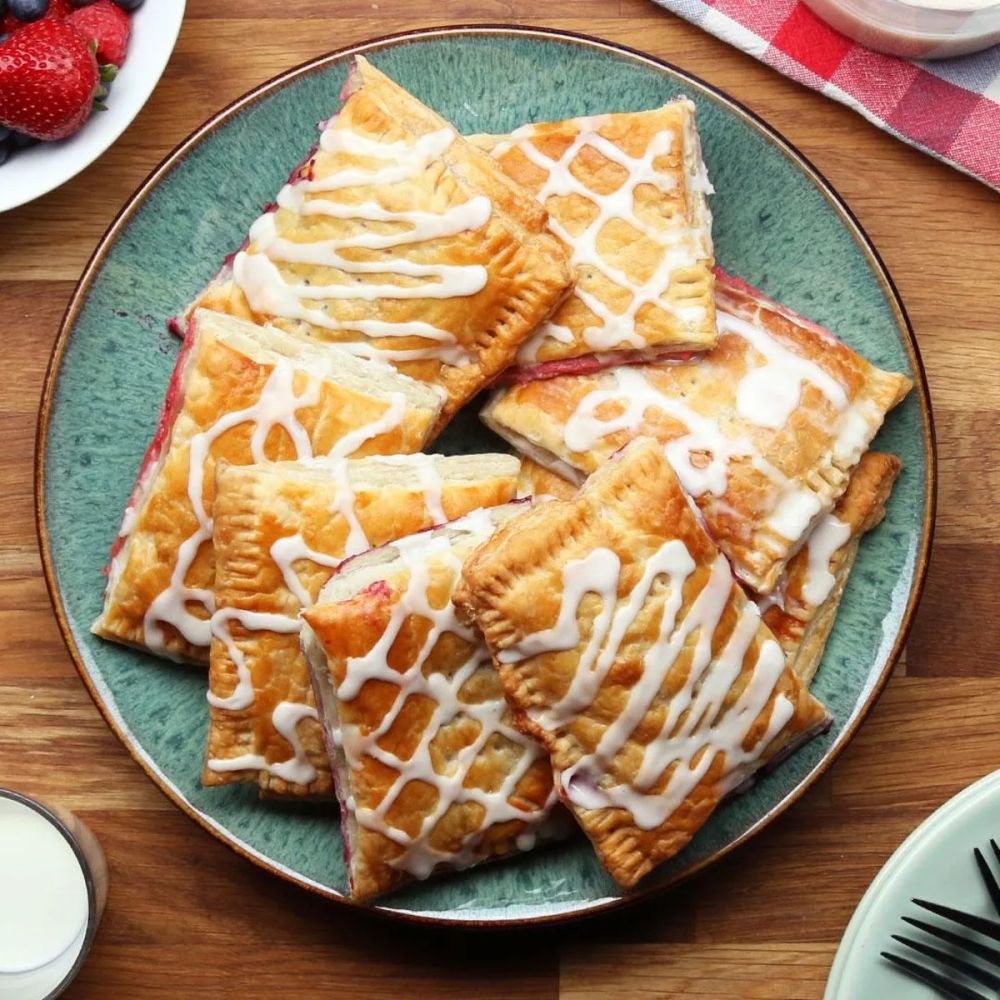 Sheet Pan Stuffed Pastry Pockets