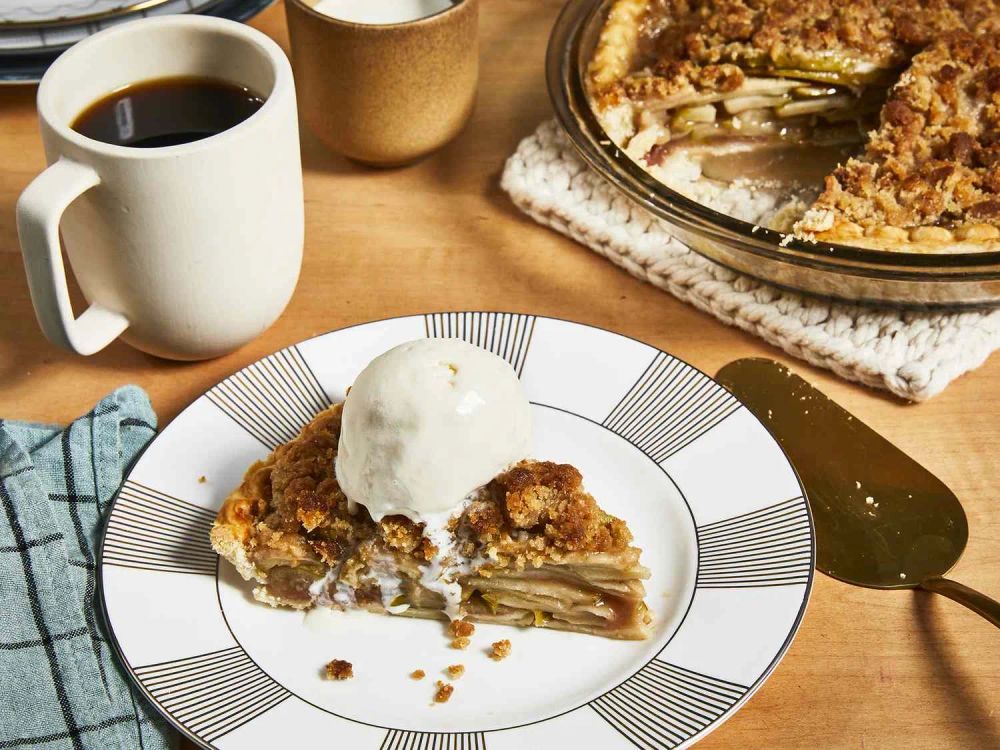 Apple Crumb Pie