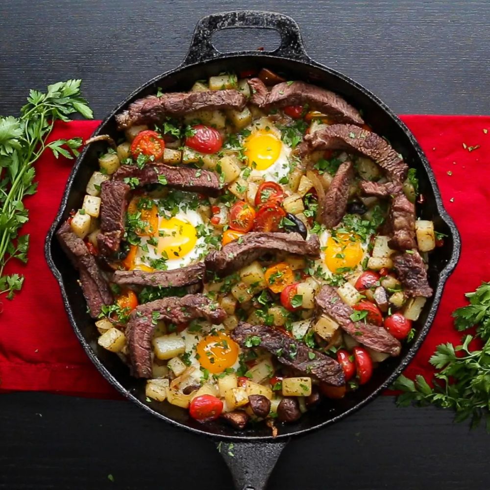 Steak And Eggs Hash