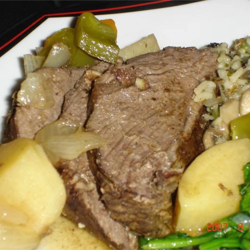 Garlic Top Sirloin Pot Roast