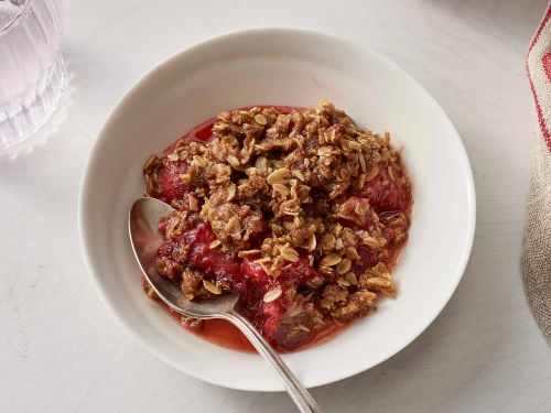 Classic Strawberry Crumble