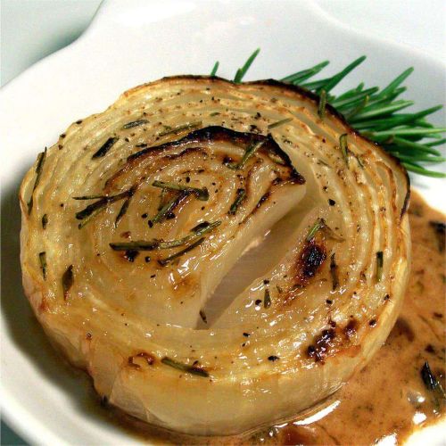 Onions Baked with Rosemary and Cream