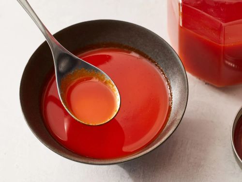 How to Make Homemade Sriracha Sauce