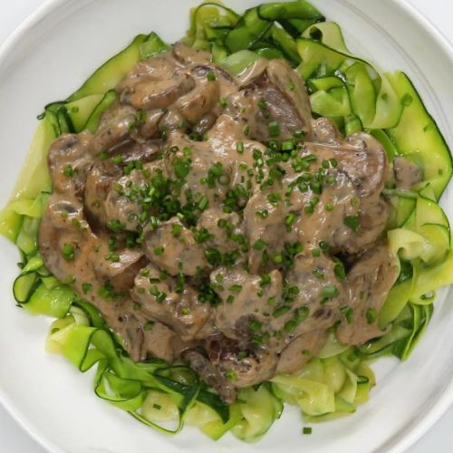 Low-Carb Beef Stroganoff