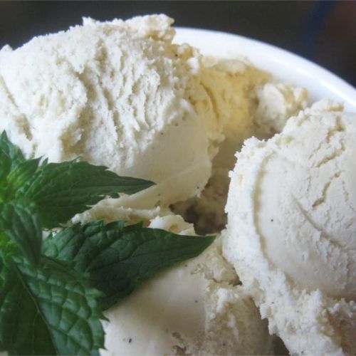 Honey Vanilla Ice Cream