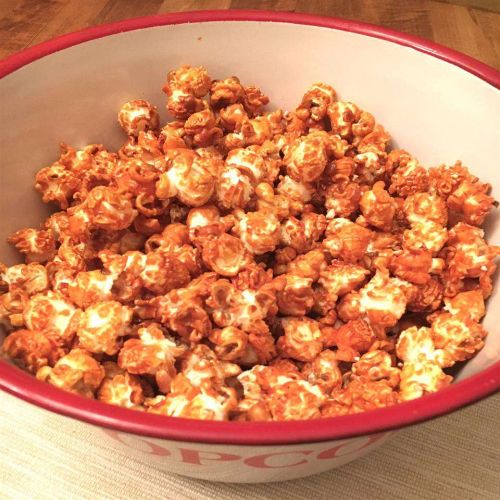 Spicy-Sweet Buffalo Popcorn