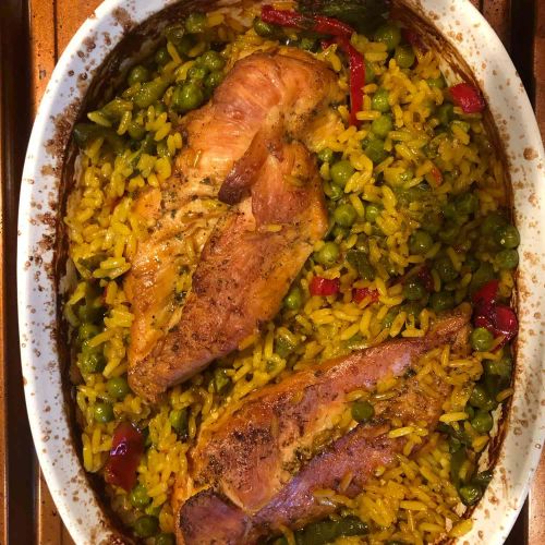 Easy Chicken and Yellow Rice